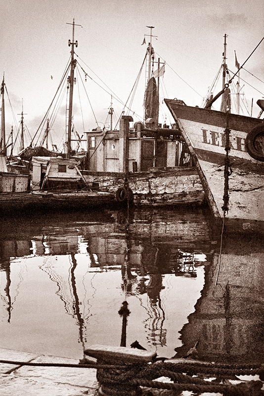 PUERTO DE PESCADORES / 12 / FISHERMAN´S PORT